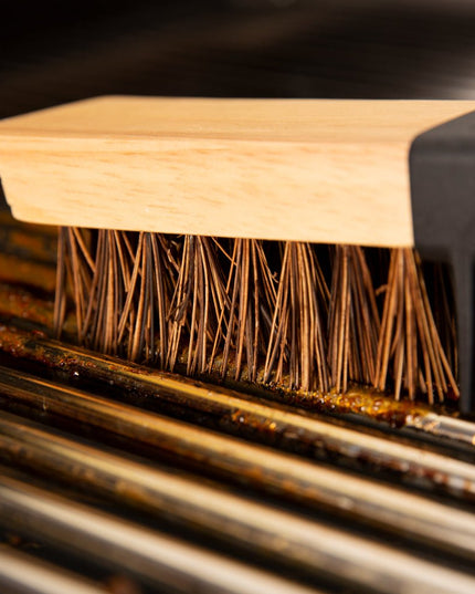 Heavy-Duty Natural Palmyra Grill Brush