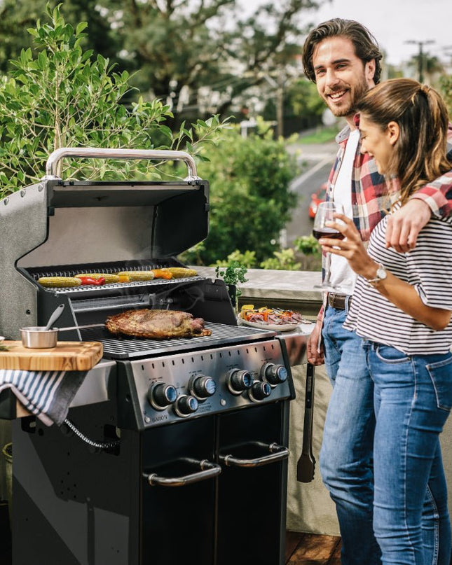 Baron 490 PRO 4-Burner Grill