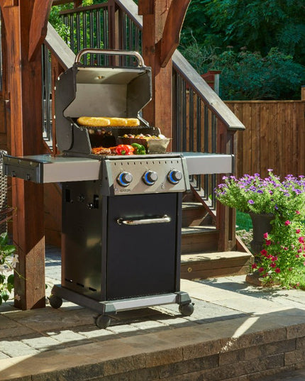 Baron 320 PRO 3-Burner Grill