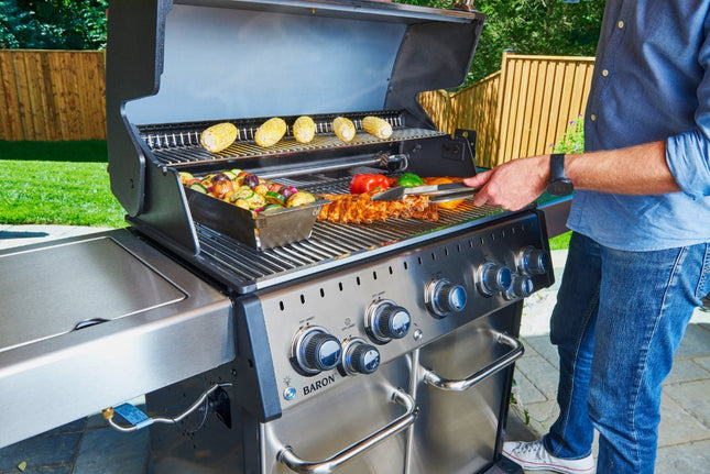 Baron S 590 PRO Infrared Grill