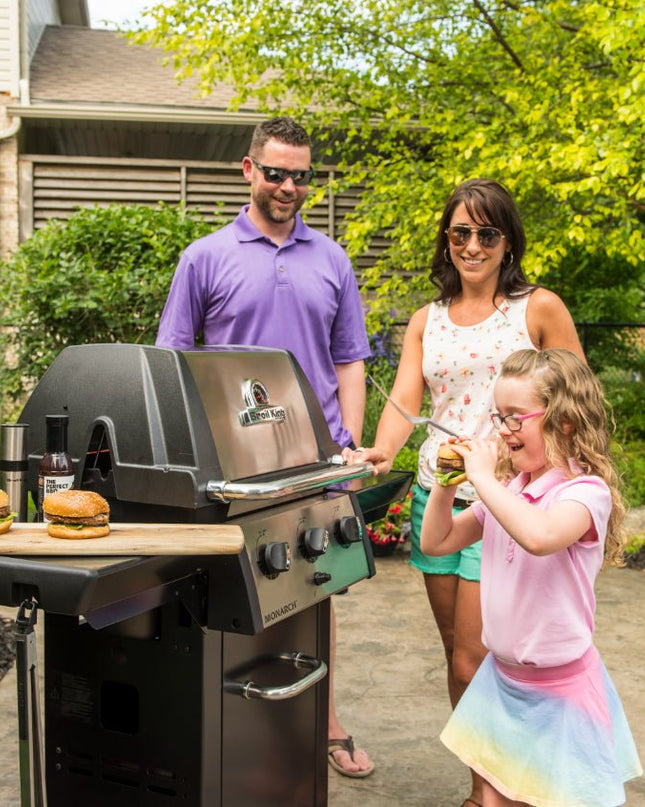 Monarch 320 Compact 3-Burner Gas Grill