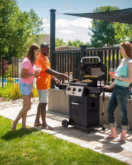 Monarch 320 Compact 3-Burner Gas Grill