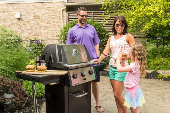 Monarch 320 Compact 3-Burner Gas Grill