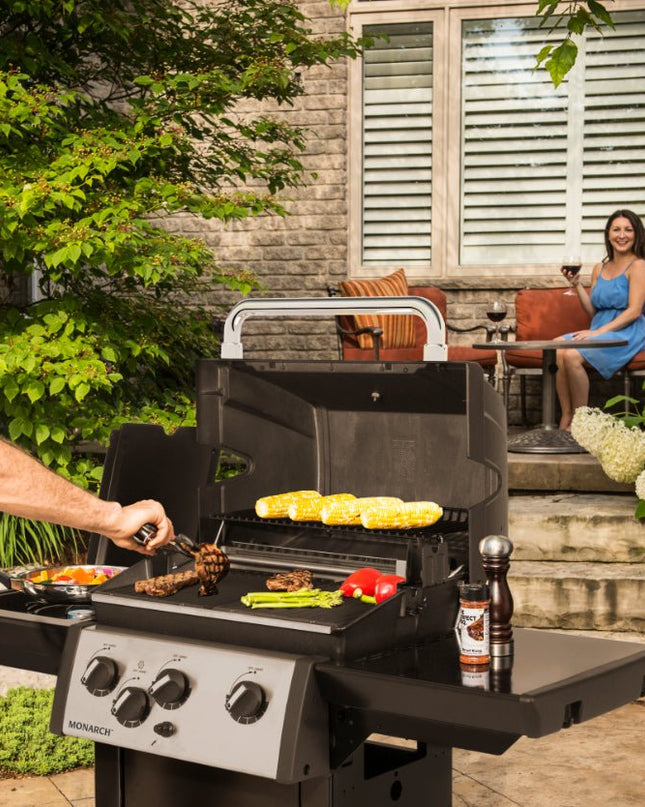 Monarch 340 Three-Burner Gas Grill