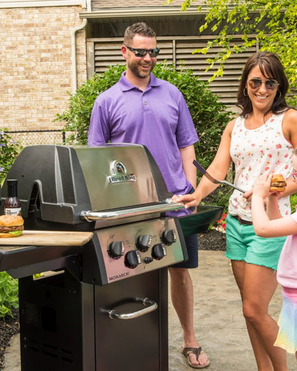 Monarch 390 Compact 3-Burner Grill