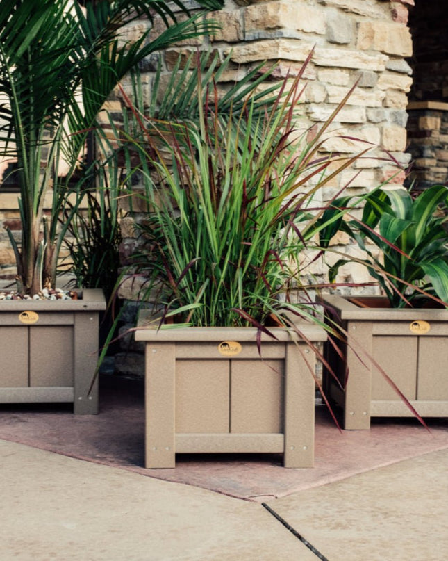 LuxCraft Poly 15 inch Square Planter featured in Weatherwood.