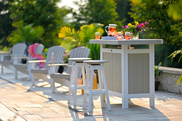 <h4><strong>LuxCraft</strong> <em><br/>Serving Bar</em></h4>