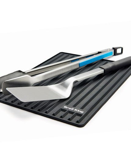 Magnetic Silicone Shelf Mat – Regal Pellet