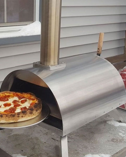 WPPO Lil Luigi Portable Oven Delivers Authentic Wood-Fired Pizza
